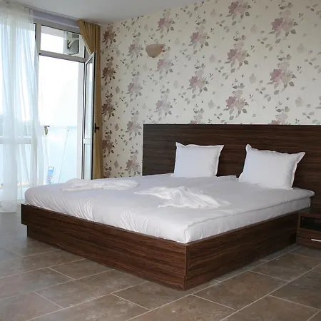 Hotel Maraya *